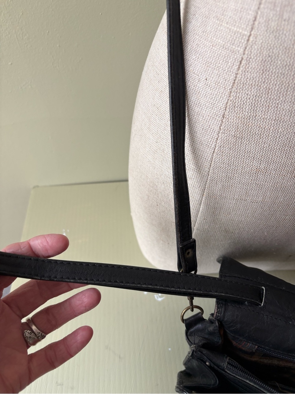 Derek Alexander Black Leather Crossbody Bag plaid lining - Picture 7 of 13